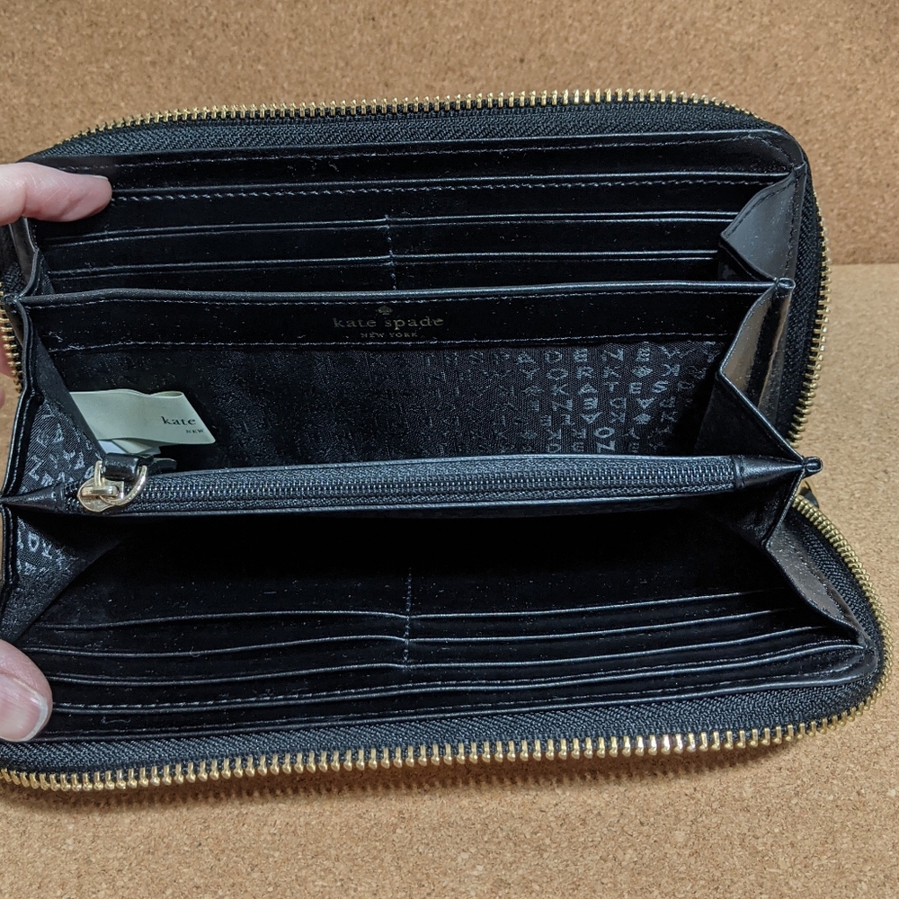 Kate Spade Wallet - Picture 2 of 5